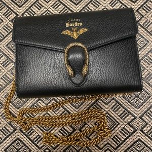 Gucci Garden Dionysus wallet on chain